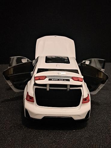 anker ploce: BMW 325LI G20 "Alpine Weiss" 1:24 - NOVO NOVO! Model BMW 325LI — 10