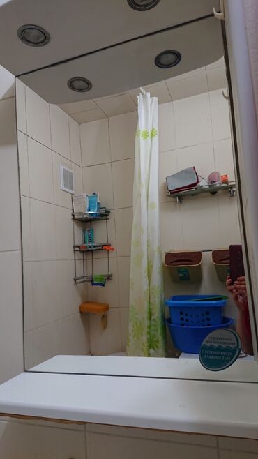 зеркала в ванную: Срочно продаю зеркало для ванной комнаты б/у в рабочем состоянии