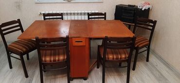 Stullar: Qonaq otağı üçün, İşlənmiş, Qatlanmayan, Stul