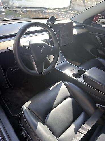 range rover 2025: Tesla Model 3: 2020 г. — 5