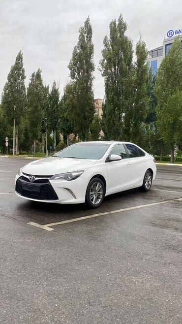 срочно продаю камри: Toyota Camry: 2015 г., 2.5 л, Автомат, Бензин, Седан