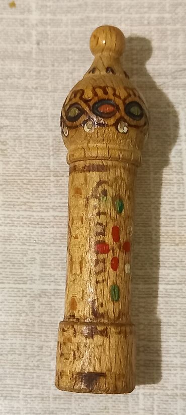 Ətriyyat: Qizil gül yaği ətiri. - ağacdan hazırlanmış minarə formalı qabda. - — 9