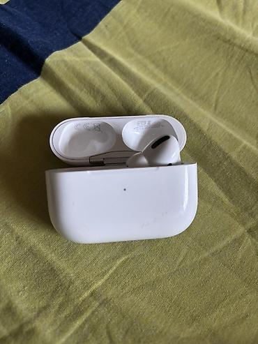 Original Apple AirPods Pro Sağ qulaqcığ (MagSafe şarj qutusu ilə) -