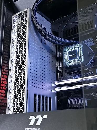 Desktop računari i radne stanice: ✨ Ryzen 7 9800X3D / RX 9070XT / B850 / 32GB / 2TB – SM203PC ✨ Prodaja — 12