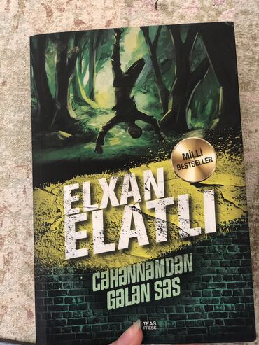 Kitab yenidir bir dəfə oxunub.Gül kimidir,ayracı mövcuddur