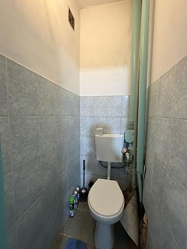 я ишу квартиру: 3 комнаты, 58 м², Индивидуалка, 1 этаж, Старый ремонт — 10