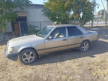 ford ram: Mercedes-Benz W124: 1989 г., 2 л, Механика, Бензин — 2