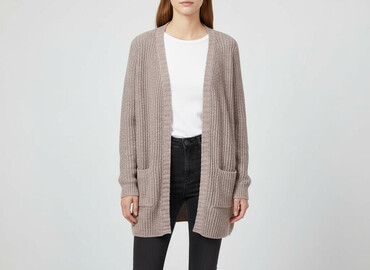 długie spódnice i sweter: Multiblu, Women`s knitwear, size S