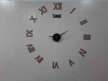 ayaq üstü saat: Divar saatları, Elektron, Saniyə əqrəbi