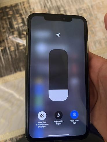 Mobil telefonlar: IPhone Xs, Qara, Qırıq — 3