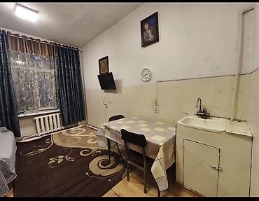 круглый: 1 комната, 14 м², сквер Тоголок Молдо Гостиничный тип, 1 этаж, Косметический ремонт — 1