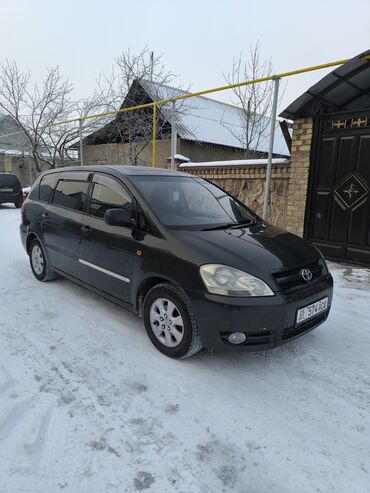 Toyota: Toyota Ipsum: 2002 г., 2.4 л, Автомат, Газ, Минивэн