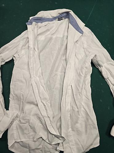 Koftalar, sviterlər: Uşaq kapüşonlu svitşotları dəsti Məlumat: - Ölçülər: 10, 11 yaş - — 12