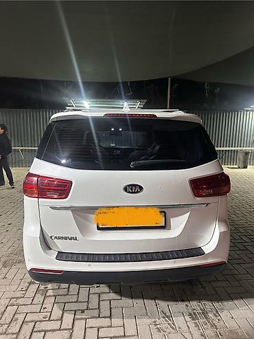 carnival: Kia Carnival: 2019 г., 2.2 л, Автомат, Дизель, Минивэн — 5