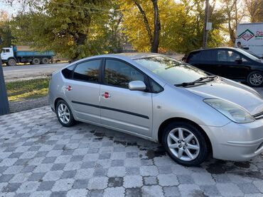 Toyota: Toyota Prius: 2004 г., 1.5 л, Вариатор, Гибрид, Хэтчбэк