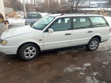 танк авто: Volkswagen Passat: 1996 г., 1.6 л, Механика, Бензин, MPV Body Type