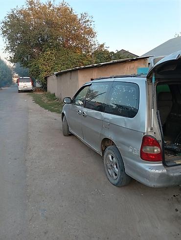 lider auto: Kia Carnival: 1998 г., Минивэн — 4