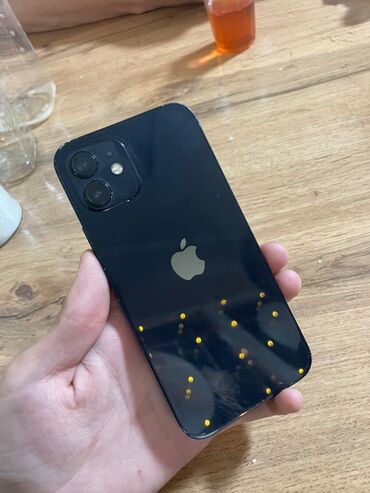 Apple iPhone: IPhone 12, Б/у, 64 ГБ, Чехол, 78 %
