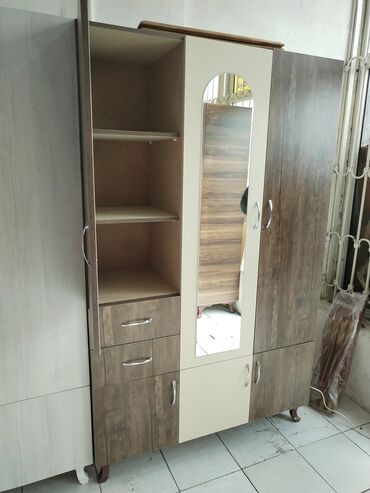 Dolablar: Yeni, Açılan, 3 qapılı Düz dolab, Dolab-asılqan, Azərbaycan — 11
