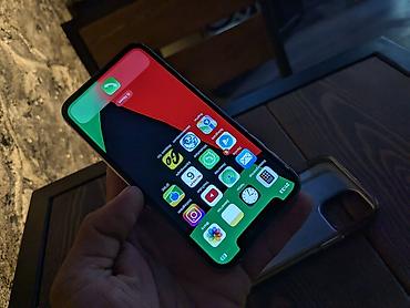 Apple iPhone: IPhone 11 Pro, Б/у, 64 ГБ, Белый, Чехол, 65 % — 1