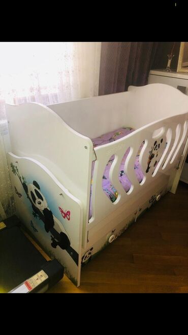 Uşaq və gənc otağı üçün dəstlər: Oğlan və qız üçün, Dördbucaq, Beşik, Dəst ilə, Matras ilə, Yellənmə mexanizm ilə