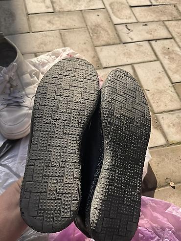 Кроссовки и спортивная обувь: Белые кожаные кеды CLEMENTO. CABANI оба 44 размер состояние отличное ( — 13