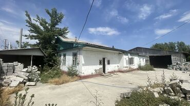 продаю дом васток 5: Дом, 103 м², 5 комнат, Собственник, Старый ремонт
