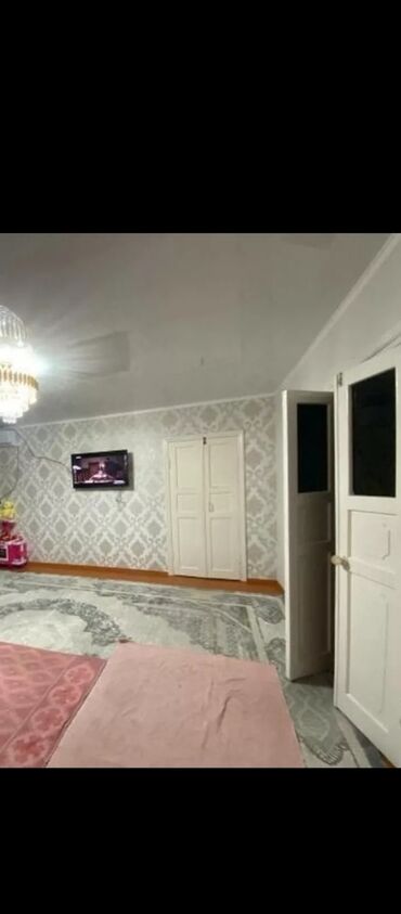 дома нижняя ала арча: 68 м², 4 комнаты, Парковка, Сарай, Забор, огорожен