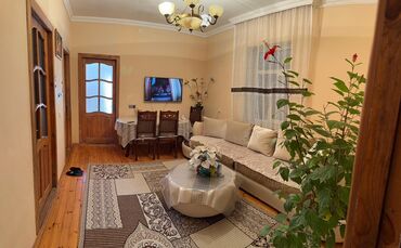 Həyət evləri və villaların satışı: Əhmədli 5 otaqlı, 111 kv. m, Orta təmir — 11