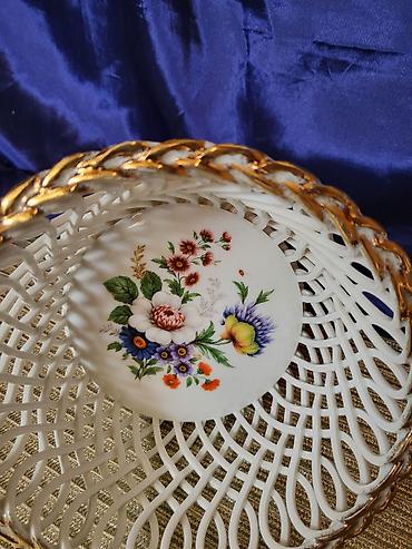 maxi staklene case: Cinija nova iz 70ih.godina Cluj porcelanska. Nova porcelanska cinija — 6