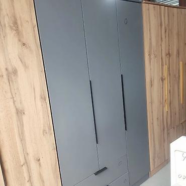 Комоды для одежды: Комод для одежды, Новый, С зеркалом, ЛДСП, цвет - Белый, Серебристый, Синий, Бесплатная доставка — 24