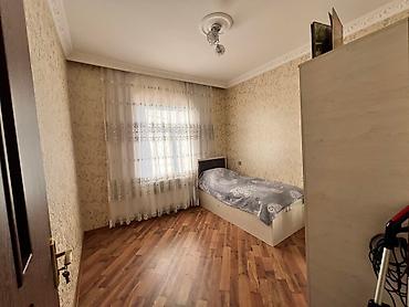 Həyət evləri və villalar: Binəqədi qəs. 3 otaqlı, 90 kv. m — 2