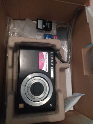 видеокамеру панасоник: Продаю фотоаппарат цифровой panasonic f54 в рабочем состоянии.в