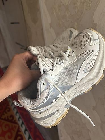 lining оригинал: Кроссовки Li-Ning для бега/активной ходьбы - Цвет: белый с серыми — 1