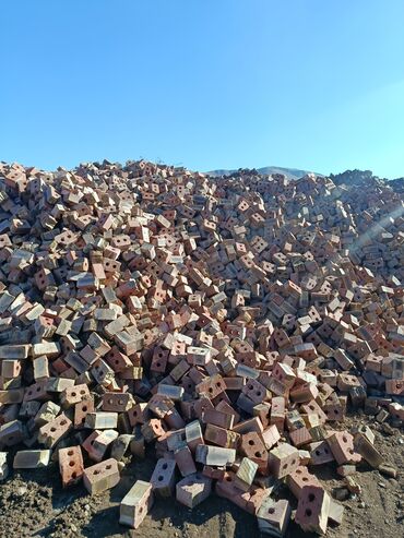 что подарить девушке на новый год в бишкеке: Половинка соня камаз с доставкой 15000