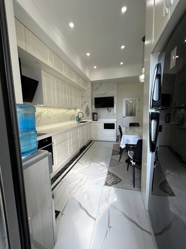 Продажа квартир: 3 комнаты, 104 м², Элитка, 10 этаж, Дизайнерский ремонт — 25