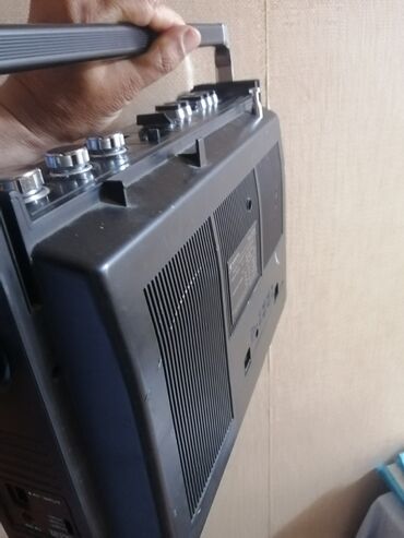 Maqnitofonlar: Retro maqnitafon Sanio 80ci illərə aid. Super isleyir. vid fason — 14