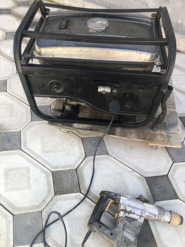 Qamaklar: Tam ariginal 3,5 4 klovatliq Ander generator satilir temiz mis sargidi lalafo.az -da Qamaklar: Tam ariginal 3,5 4 klovatliq Ander generator satilir temiz mis sargidi