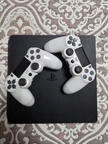PS4 (Sony PlayStation 4): PlayStation 4
Каждая игра по 1000 сом