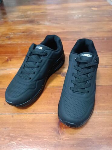Women's Sneakers and athletic shoes: Skechers, 45 na lalafo.rs — 3 Women's Sneakers and athletic shoes: Skechers, 45 — 3