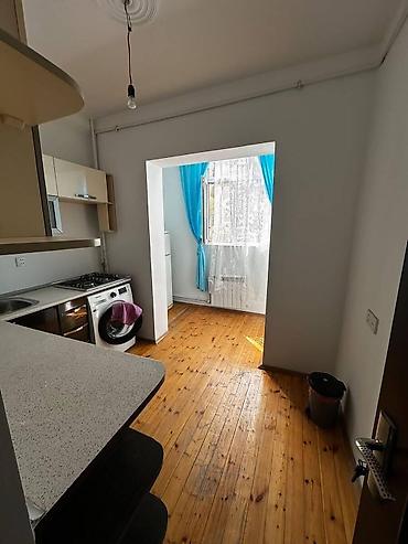 əmlak birjası: Bakı, Yeni Yasamal, 2 otaqlı, Köhnə tikili, m. İnşaatçılar, 65 kv. m — 8
