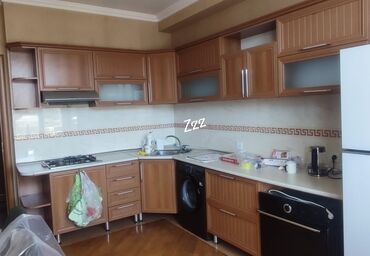 Masa və oturacaq dəstləri: *MƏTBƏX mebeli :-TƏCİLİ SATILIR*‼️ İdeal vəziyyətdədir QİYMƏT:-650₼