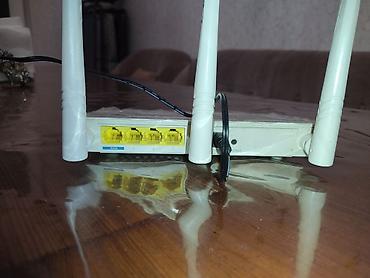 azercell data kart 4g: İki ədəd Wi‑Fi router paketi. 1) Tenda Wi‑Fi router - 3 ədəd xarici — 2