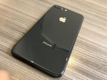 Apple iPhone: IPhone 8 Plus, Б/у, 256 ГБ, Черный, Защитное стекло, 79 %