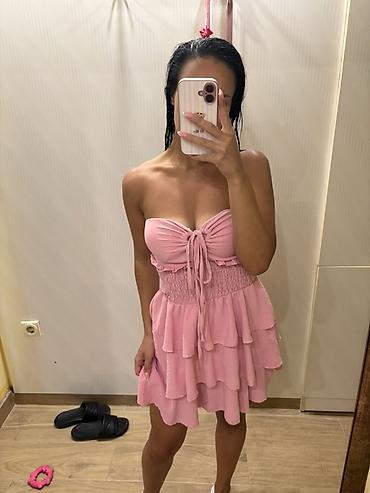 Haljine: Roze mini haljina bez bretela, nošena jednom u odličnom stanju — 2