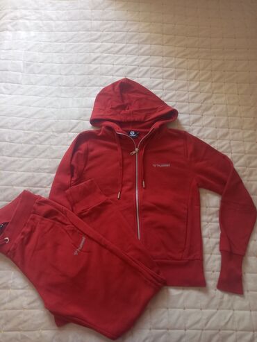 dəst geyimlər instagram: Hummel arginal XS çox az geynilib əla vəziyyətdə