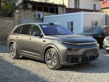 li l 9: Lixiang L7: 2024 г., 1.5 л, Автомат, Гибрид, Кроссовер — 2