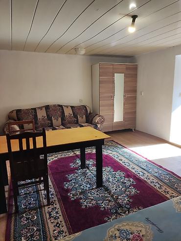 aaaf park xirdalan: Yeni Ramanıda kirayə ev. komunal daxil. yalnız işiq pulu.Paltar yuyan — 9