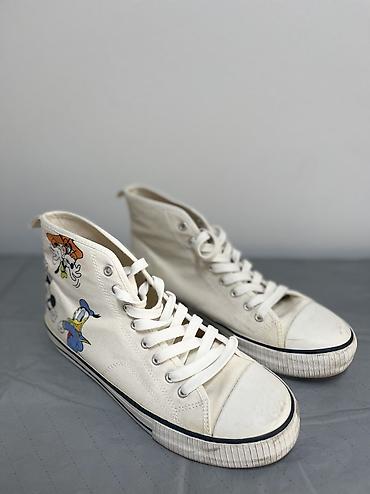 converse canta: Rəng - Ağ Krossovkalar, Disney, Ölçü: 37, Uniseks — 4