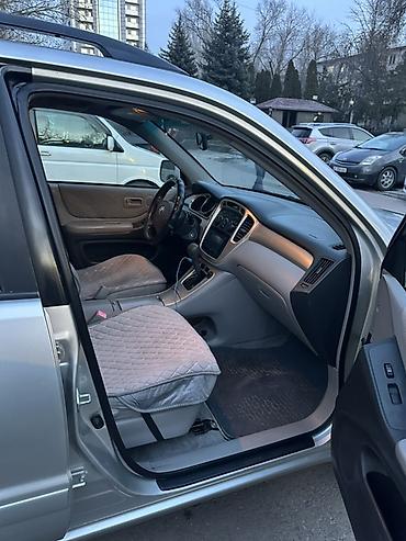 Toyota: Toyota Highlander: 2005 г., 3.3 л, Автомат, Бензин, Кроссовер — 7